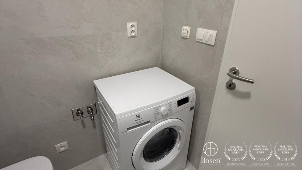 LOYALTERS | Na prenájom 1 izbový byt v novostavbe - Rovinka