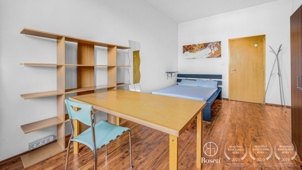 BOSEN I Prenájom priestranného 4-izbového bytu, Záhradnícka, 108 m²