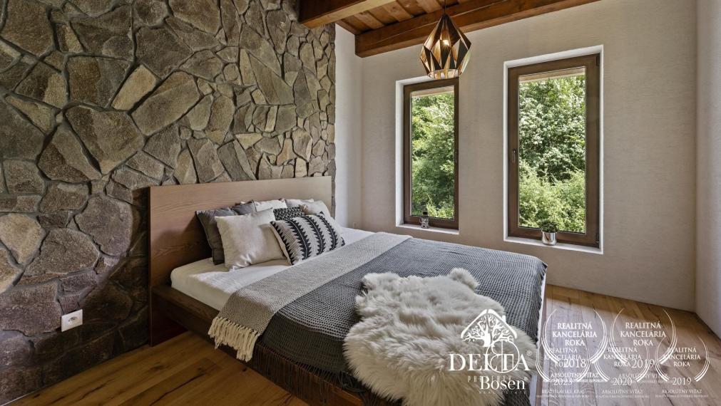 PREDANÉ BOSEN | Nadštandardná 5 izbová rekreačná chata neďaleko strediska Krahule a Skalka