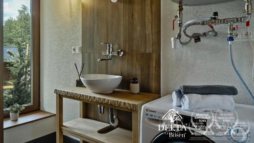 PREDANÉ BOSEN | Nadštandardná 5 izbová rekreačná chata neďaleko strediska Krahule a Skalka