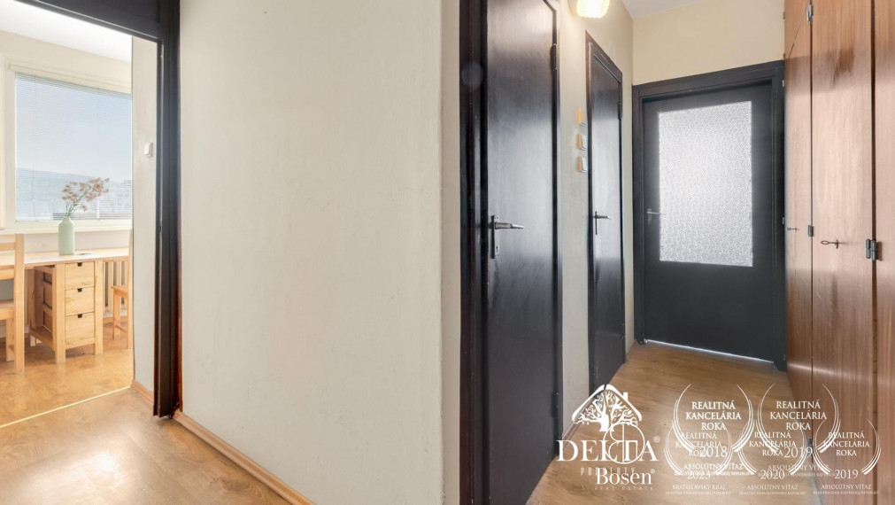 PREDANÉ - DELTA | 3 izbový byt s balkónom a pekným výhľadom, Dúbravka - Bratislava