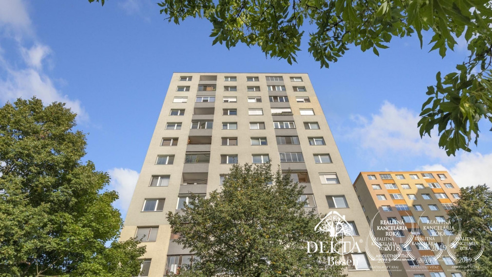 PREDANÉ - DELTA | 3 izbový byt s balkónom a pekným výhľadom, Dúbravka - Bratislava