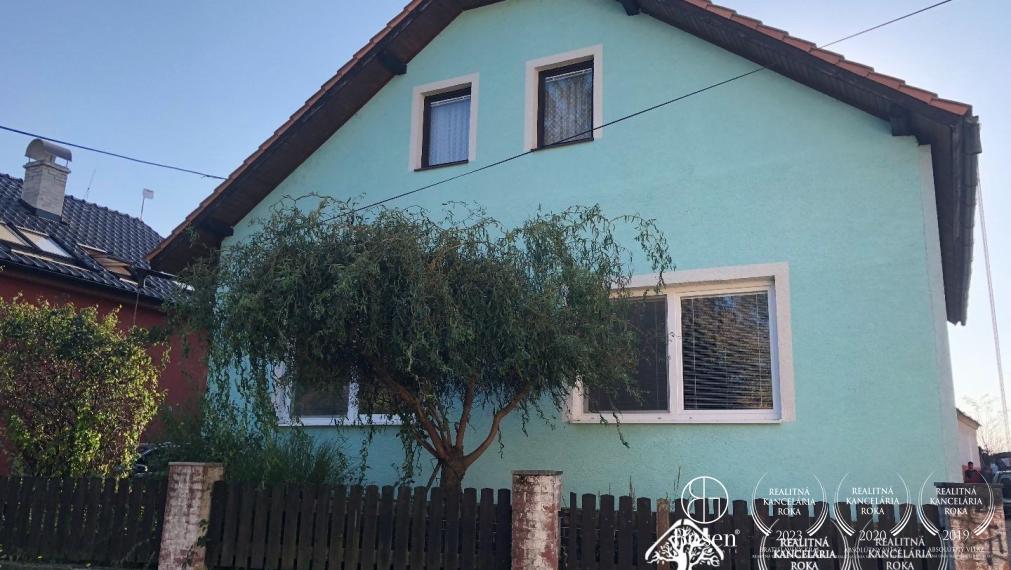 PREDANÉ - BOSEN | 5 izbový rodinný dom s garážou, Závod