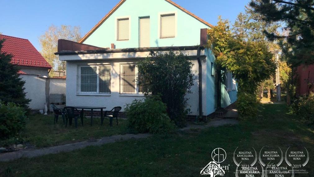 PREDANÉ - BOSEN | 5 izbový rodinný dom s garážou, Závod