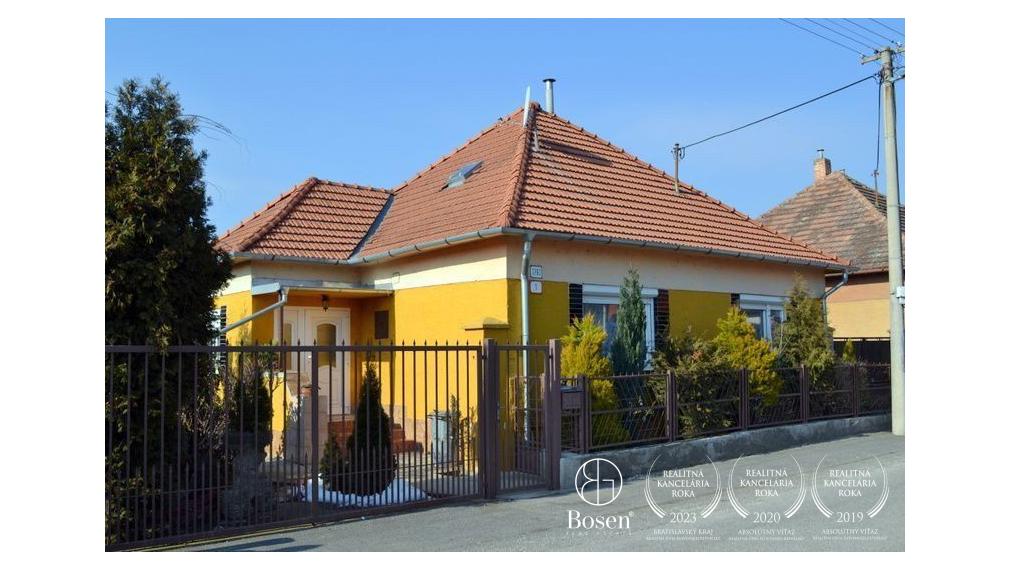 PREDANÉ - Rodinný dom pri Slnečných jazerách, Senec, 590m2