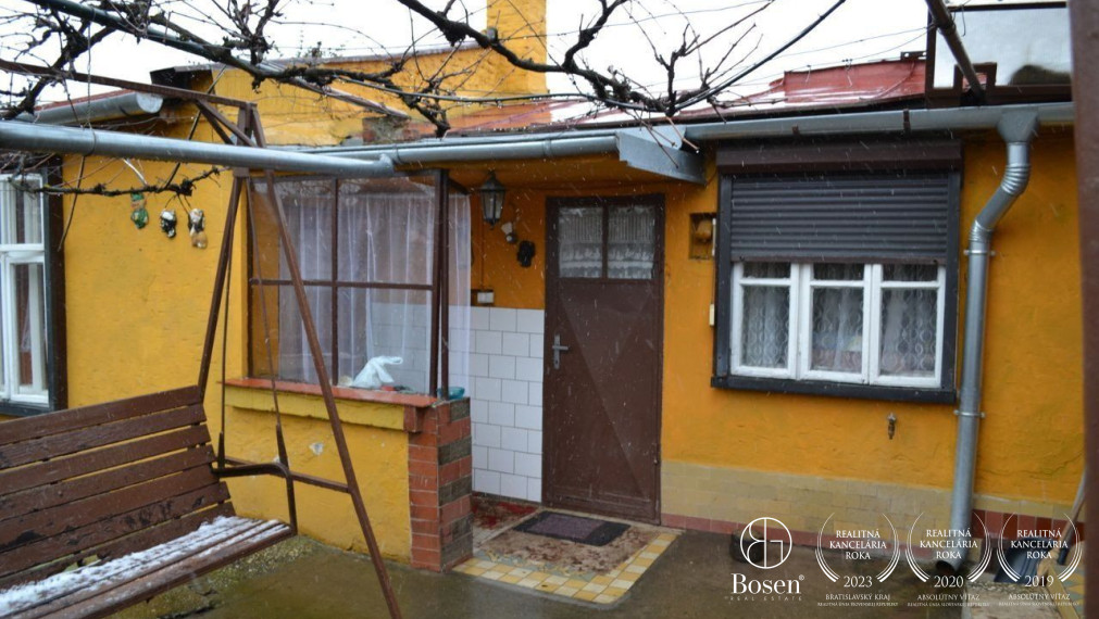 PREDANÉ - Rodinný dom pri Slnečných jazerách, Senec, 590m2