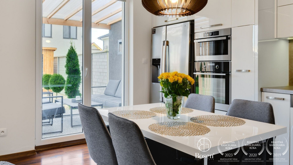 BOSEN |  3 izb.byty s vlastným parkovaním,priestranou záhradou