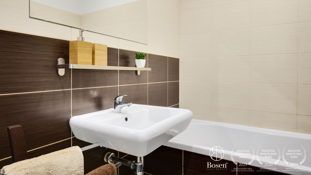 BOSEN |  3 izb.byty s vlastným parkovaním,priestranou záhradou