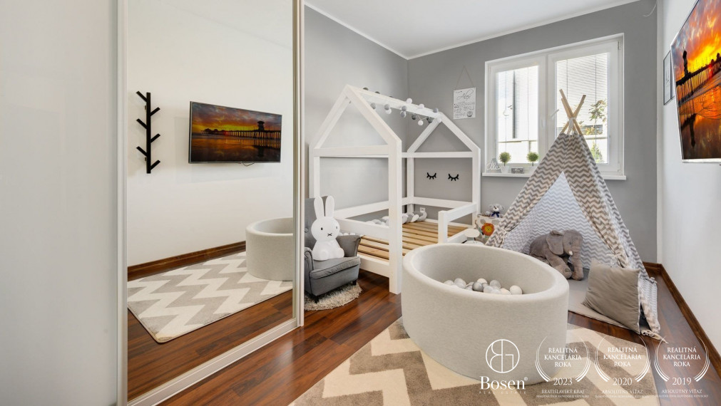 BOSEN |  3 izb.byty s vlastným parkovaním,priestranou záhradou