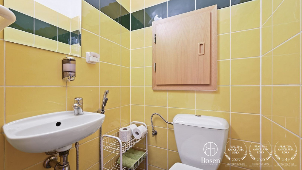 Zariadený 3 izbový byt, Šancová, Staré Mesto, 93 m2