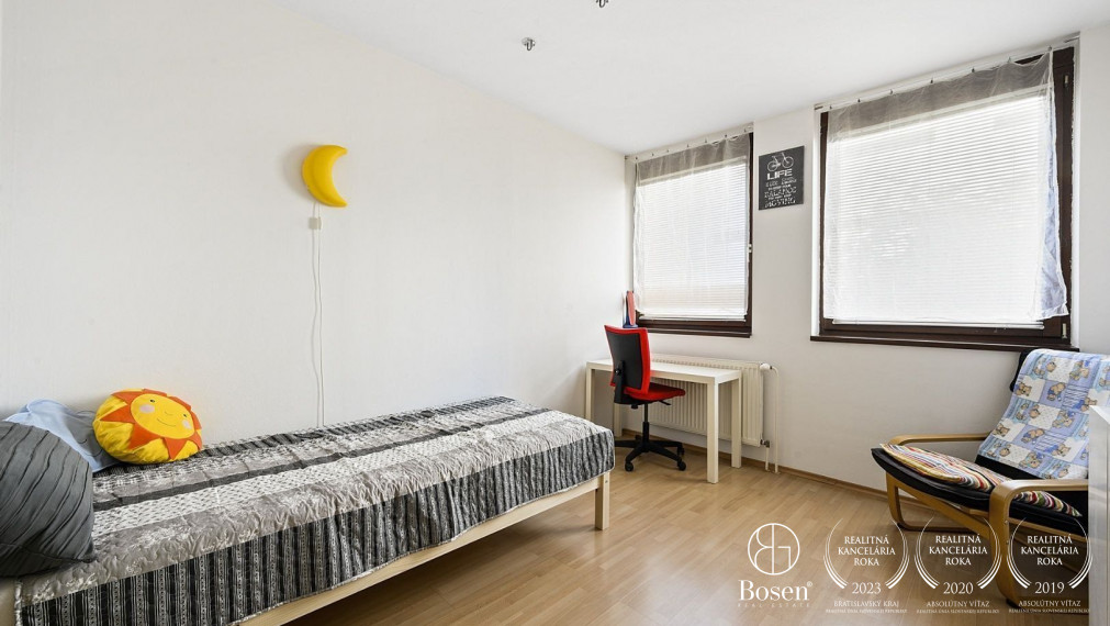 Zariadený 3 izbový byt, Šancová, Staré Mesto, 93 m2