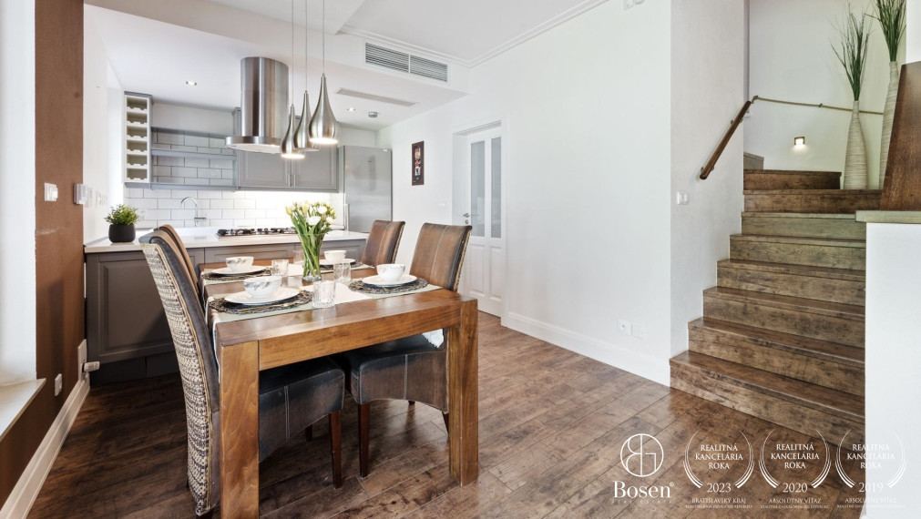 5 izb. rodinný dom s výhľadom do lesa - Petržalka, Slnečnice