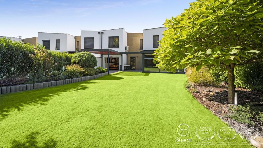 5 izb. rodinný dom s výhľadom do lesa - Petržalka, Slnečnice