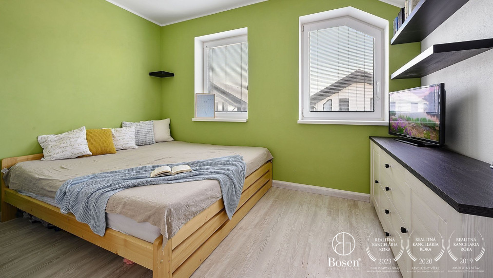 Zariadený 4 izbový mezonet so záhradkou, Hviezdoslavov