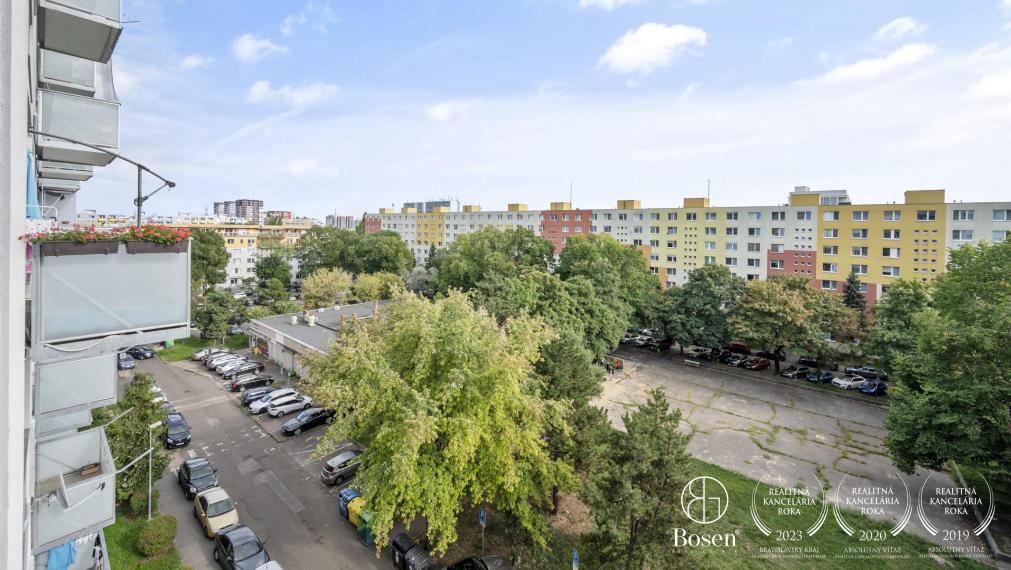 BOSEN | Prenájom 3 izbového bytu pri OC RETRO, Muškátová, Ružinov, 71 m2