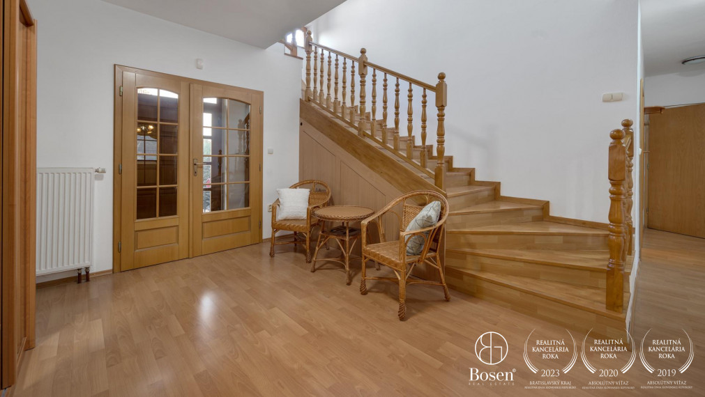 PREDANÉ - BOSEN | 6 izbový rodinný dom s bazénom, Miloslavov - Alžbetin Dvor