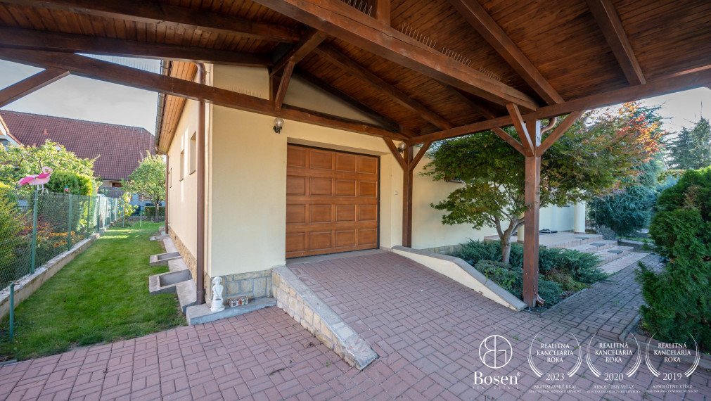 PREDANÉ - BOSEN | 6 izbový rodinný dom s bazénom, Miloslavov - Alžbetin Dvor