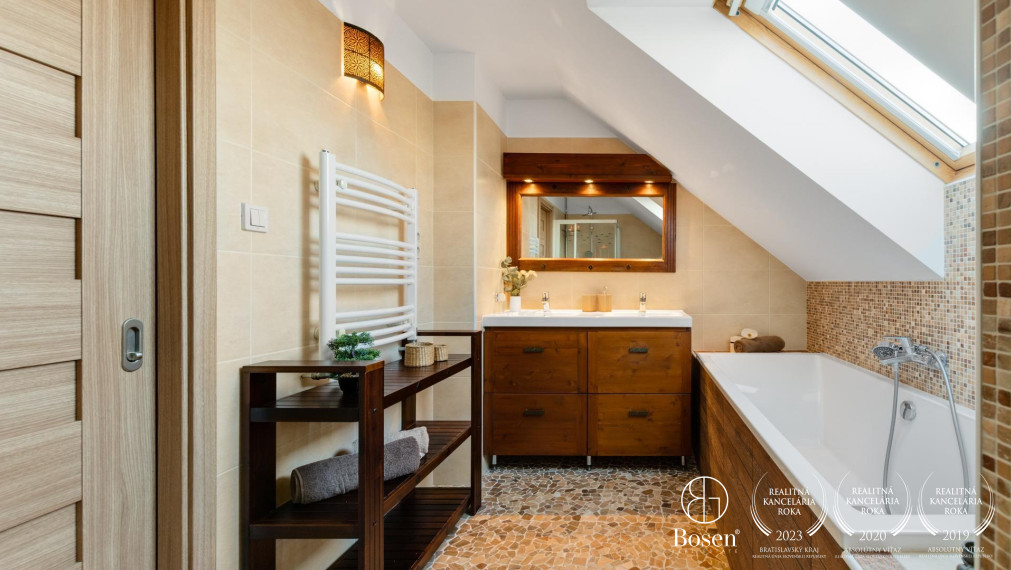 BOSEN | Dvojpodlažný 5 izbový rodinný dom, Devínska Nová Ves