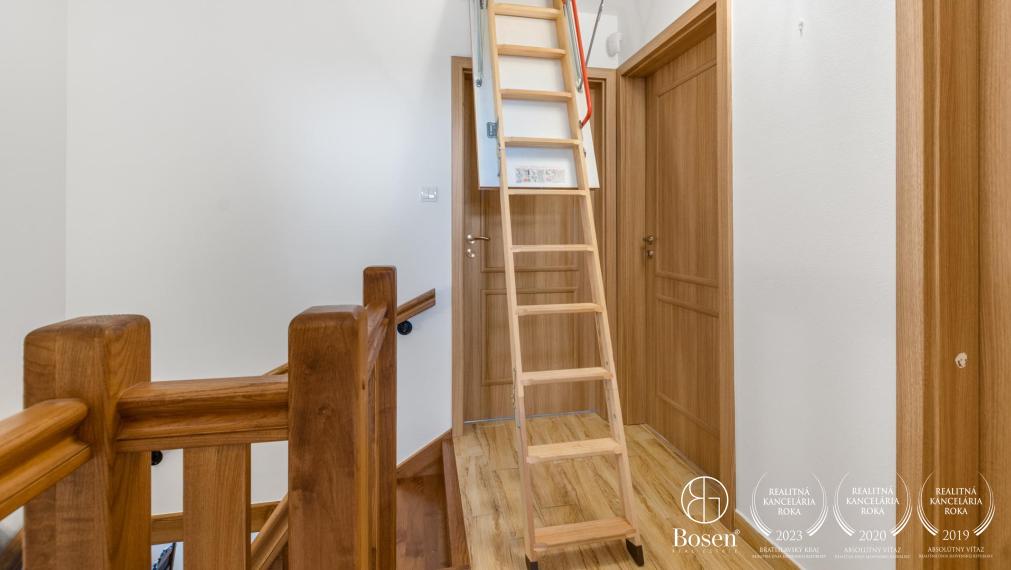 BOSEN | Dvojpodlažný 5 izbový rodinný dom, Devínska Nová Ves