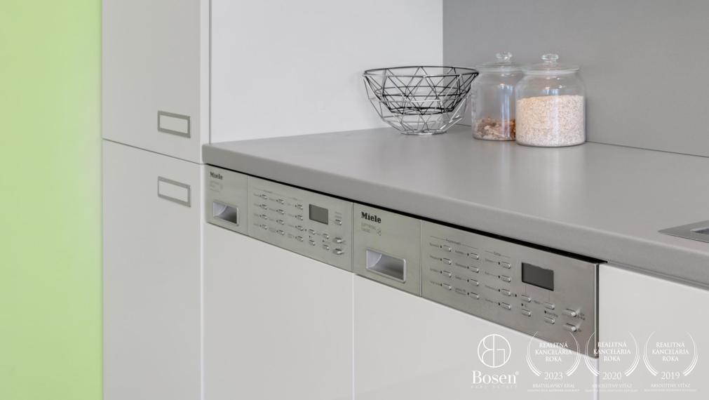 BOSEN | PREDANÉ: 2 izbový byt s výhľadom na Bratislavu, Karlova Ves, Kresánkova ul.