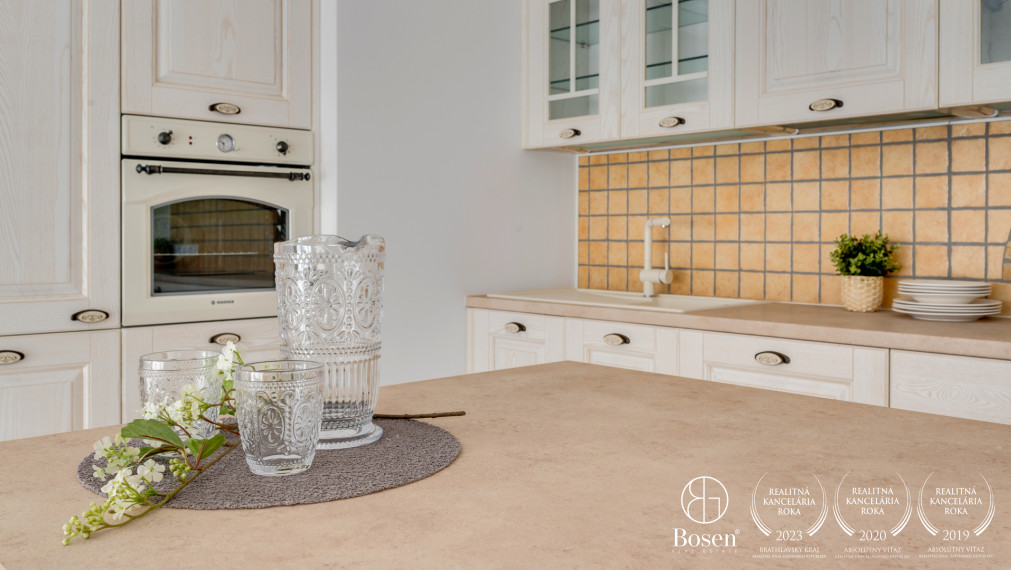 BOSEN | 3 izbový byt so záhradou STEIN 2