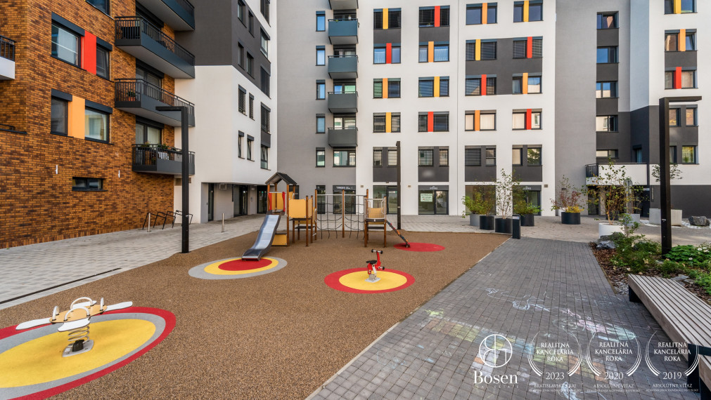 BOSEN | 3 izbový byt so záhradou STEIN 2