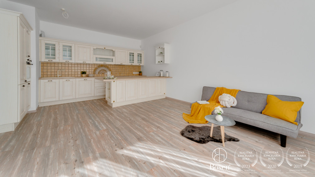 BOSEN | 3 izbový byt so záhradou STEIN 2