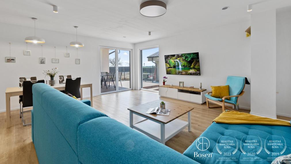 PREDANÉ na prvej obhliadke - Novostavba -  zariadený 4 izbový rodinný dom, Astrová ulica - Kalinkovo