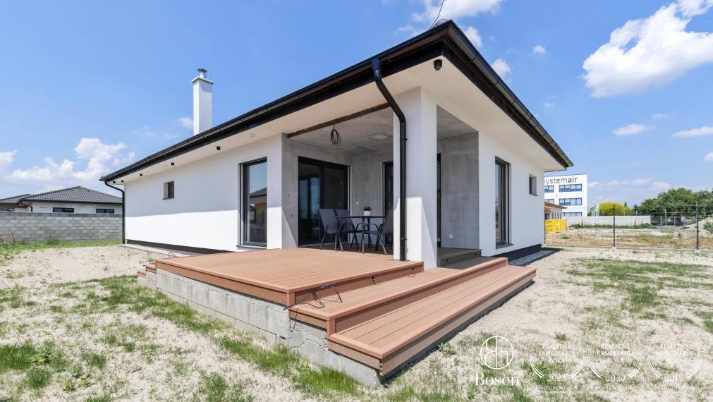 PREDANÉ na prvej obhliadke - Novostavba -  zariadený 4 izbový rodinný dom, Astrová ulica - Kalinkovo