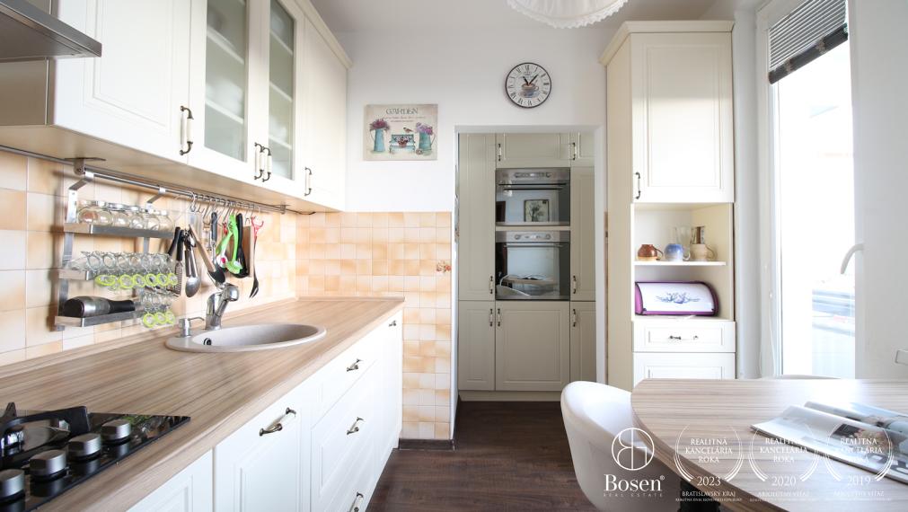 BOSEN |PRENÁJOM 4 izbový slnečný byt, Kubačová ul., Rača