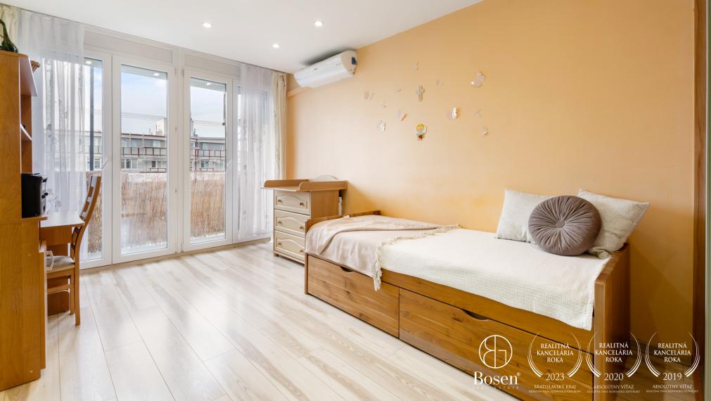 BOSEN | 3 izb. byt Mikovíniho - Nové Mesto