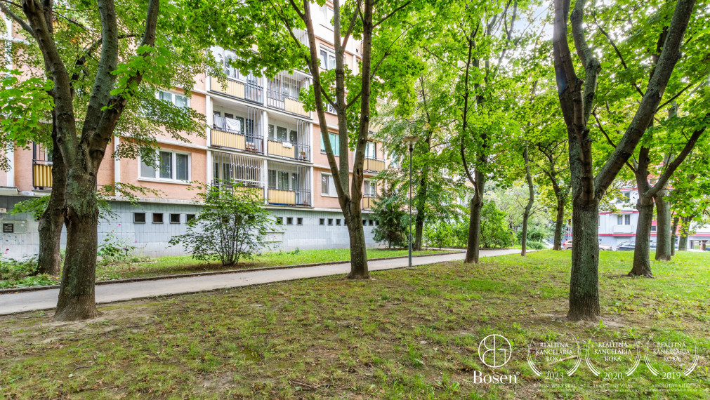 BOSEN | 3 izb. byt Mikovíniho - Nové Mesto