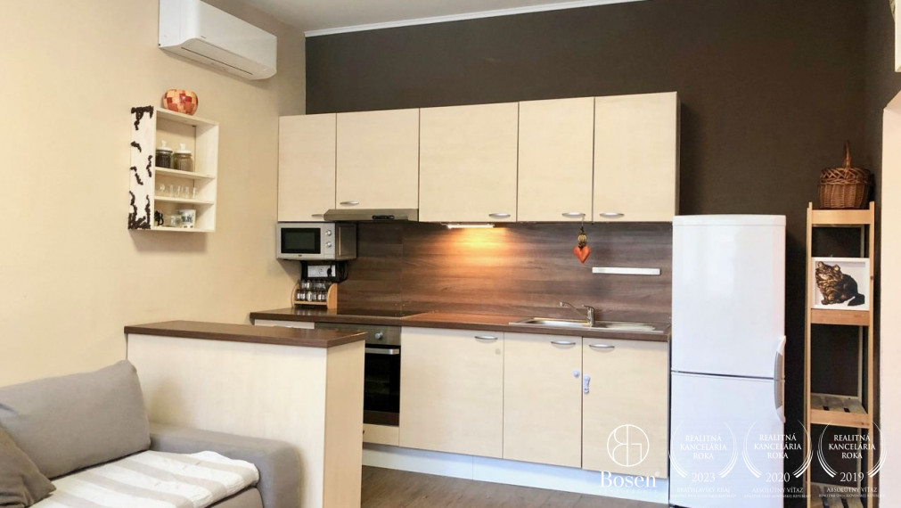 PREDANÉ  -  BOSEN - Zariadený 2 izb. byt v projekte Papaver, Ružinov, 48m2