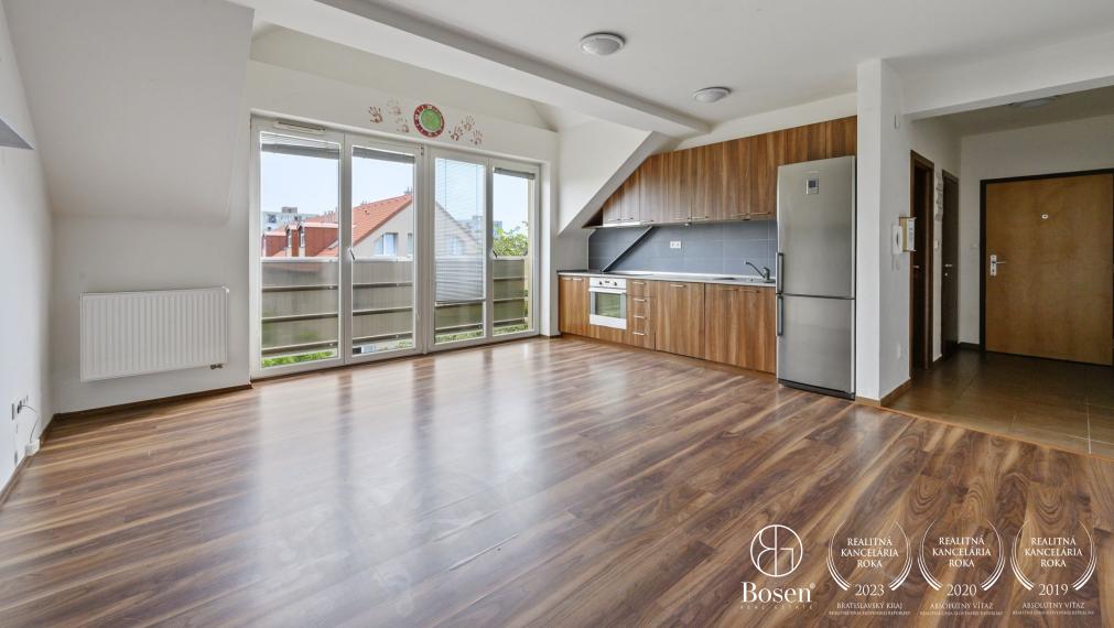 PREDANÉ - 4 izbový mezonet, Kollárova, Senec 115,5 m2