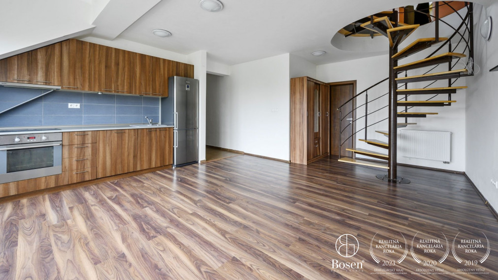 PREDANÉ - 4 izbový mezonet, Kollárova, Senec 115,5 m2