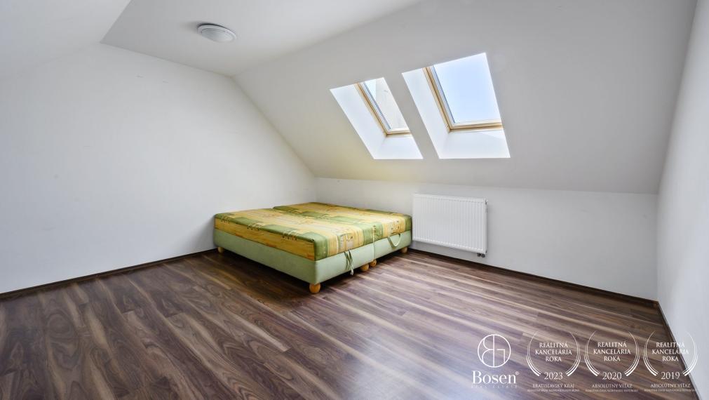 PREDANÉ - 4 izbový mezonet, Kollárova, Senec 115,5 m2