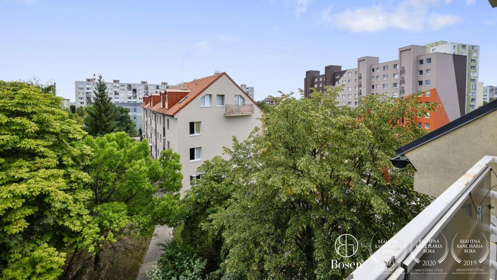 PREDANÉ - 4 izbový mezonet, Kollárova, Senec 115,5 m2