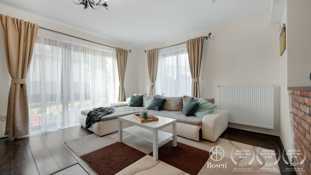 PREDANÉ - BOSEN | Rodinný dom v historickom centre, Svätý Jur