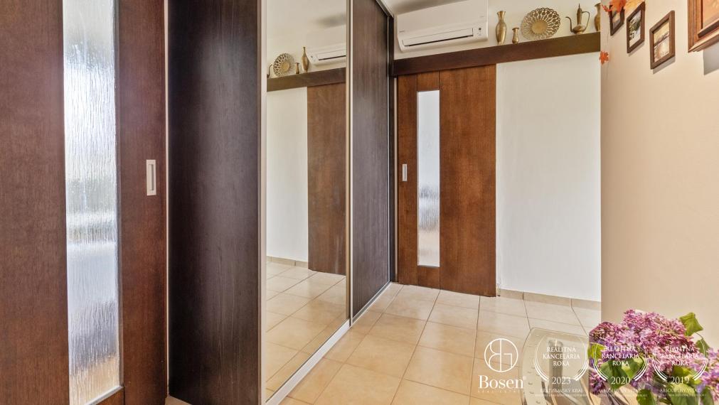 PREDANÉ - BOSEN | 2- izbový slnečný byt na predaj, Pezinok