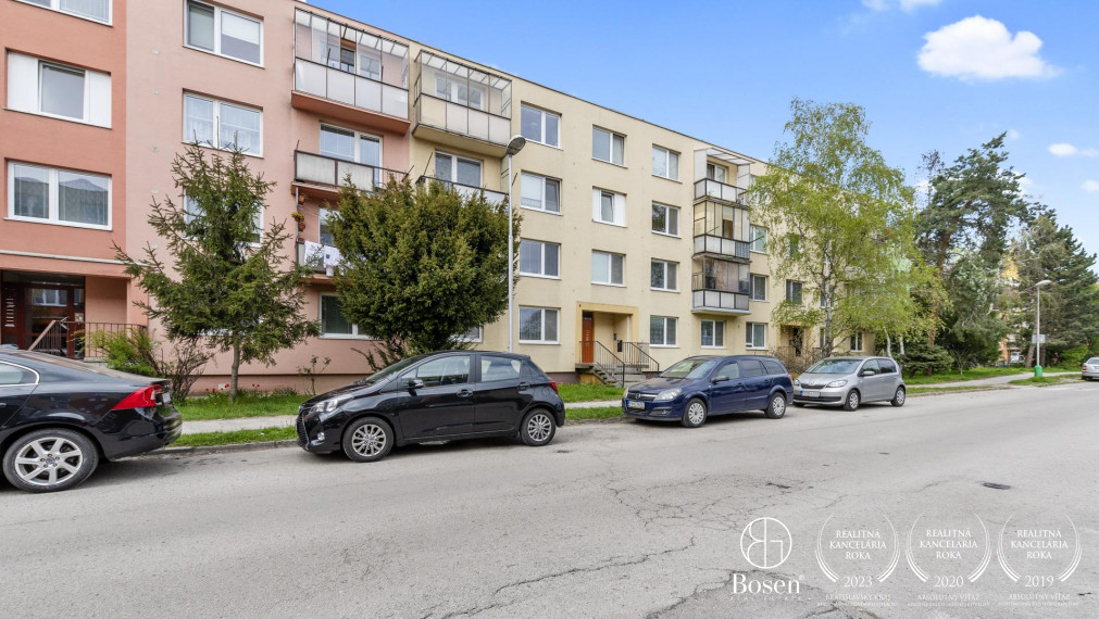 PREDANÉ - BOSEN | 2- izbový slnečný byt na predaj, Pezinok