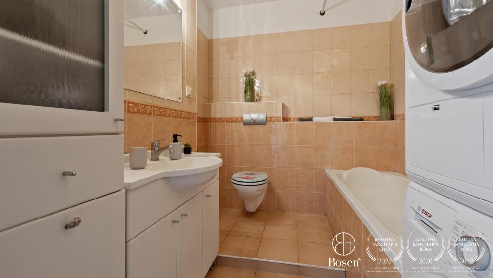 PREDANÉ - BOSEN | 2- izbový slnečný byt na predaj, Pezinok