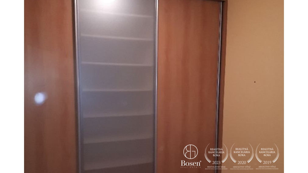 Prenájom 2 izbového bytu v Šamoríne