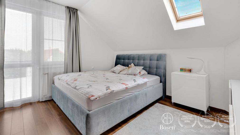 PREDANÉ | BOSEN | Nadštandardný 5 izb. RD so zimnou záhradou a bazénom, Kvetná, Dunajská Lužná