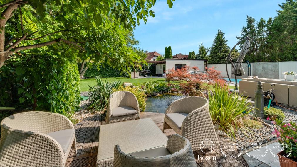 PREDANÉ | BOSEN | Nadštandardný 5 izb. RD so zimnou záhradou a bazénom, Kvetná, Dunajská Lužná