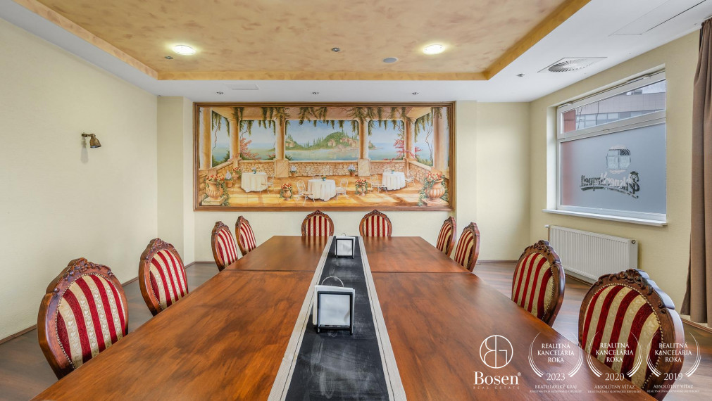 BOSEN | !!BEZ ODSTUPNÉHO!! odstúpenie kompletne zariadenej reštaurácie . Hálkova, Nové Mesto 876m2