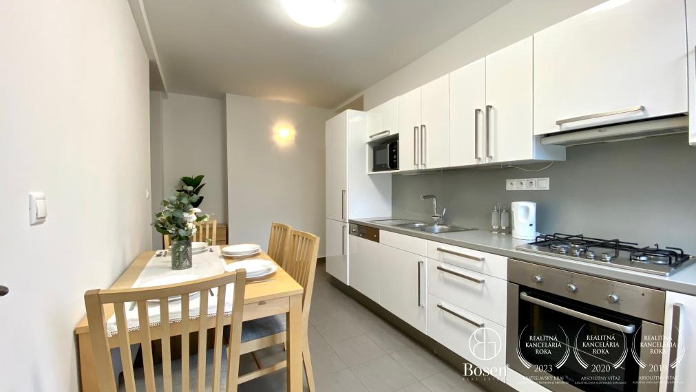 PRENAJATÉ BOSEN |  Veľkorysý 3,5 i byt, Záhradnícka, Staré Mesto, 92 m2