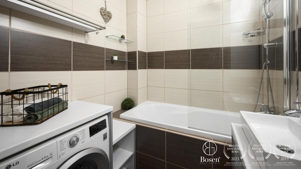 BOSEN | REZERVOVANÝ 3 izbový byt s loggiou, kompletná rekonštrukcia, Petržalka, 69 m2