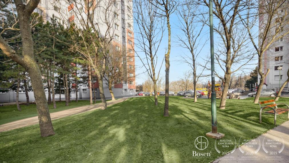 BOSEN | REZERVOVANÝ 3 izbový byt s loggiou, kompletná rekonštrukcia, Petržalka, 69 m2