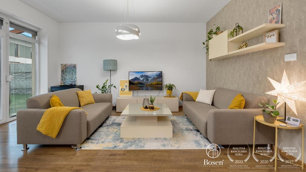 PREDANÉ - BOSEN | 3 izbový byt so záhradou a terasou, Veľký Biel