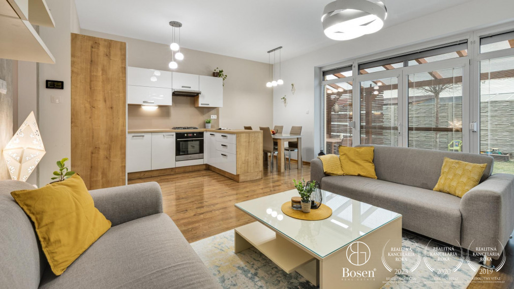 PREDANÉ - BOSEN | 3 izbový byt so záhradou a terasou, Veľký Biel